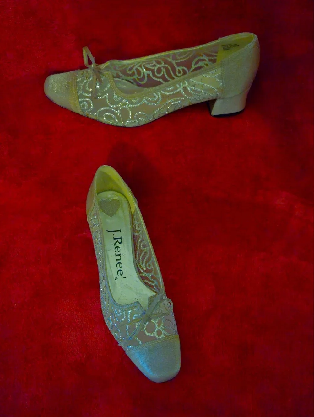 J.Renee Silver Glitter Mesh Low Heels  with Bow - Size 6.5